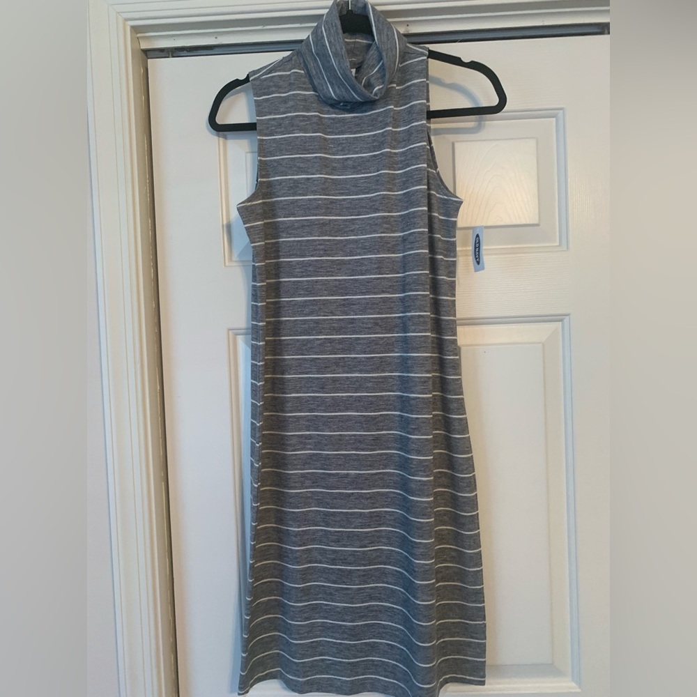 NEW WITH TAG WOMENS OLD NAVY STRIPED DRESS SIZE SMALL